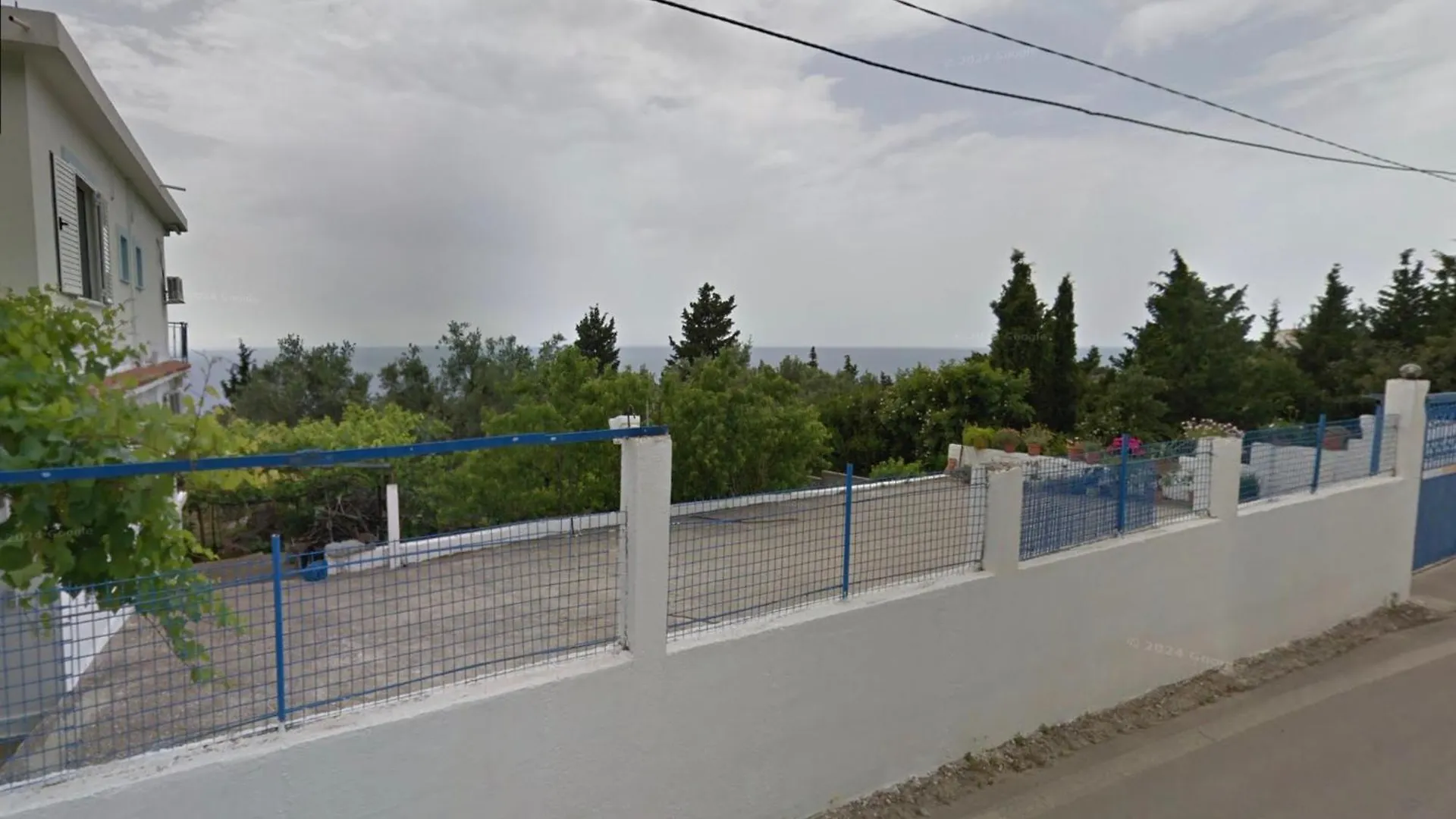 Vila 23 Dhermi 0*,  Albania