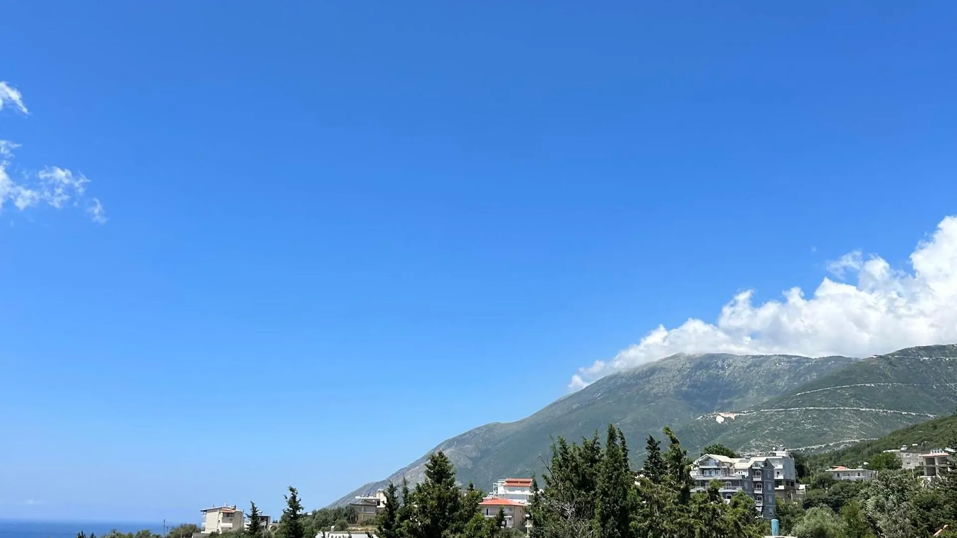Vila 23 Dhermi