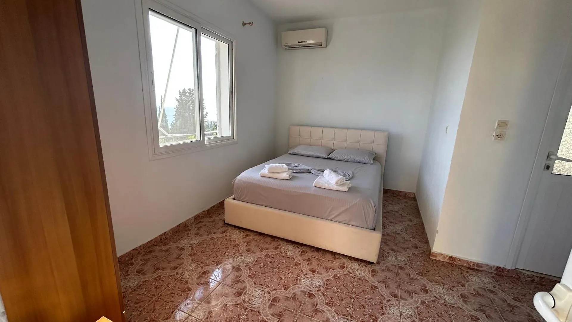 Vila 23 Dhermi Hotel